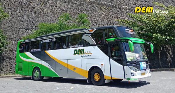 Sewa Bus Pariwisata Bandung Santolo